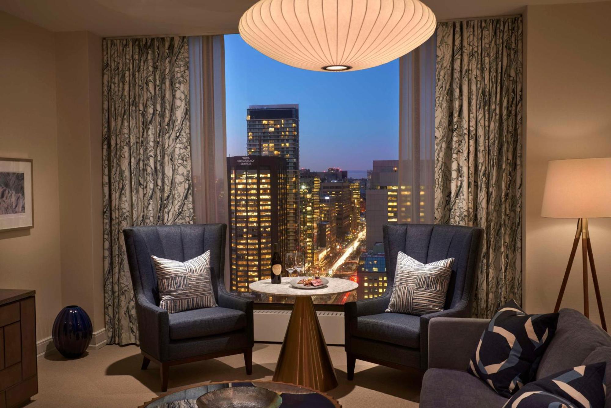 Hilton Hotel 4*